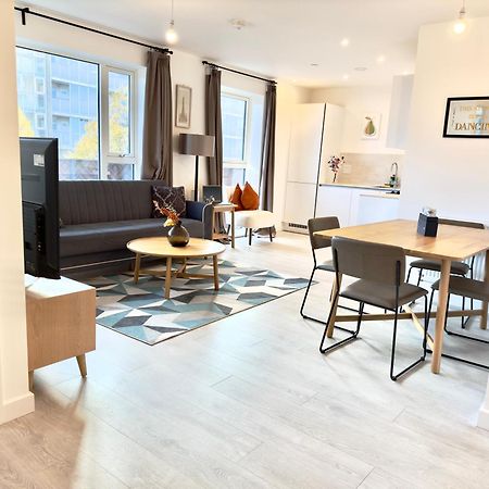 3Bedroom, 2Bathroom, Balcony,Luxury Flat Westfield London Exteriör bild