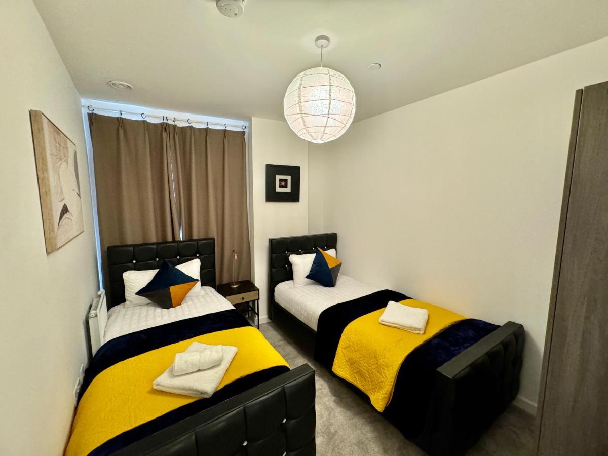 3Bedroom, 2Bathroom, Balcony,Luxury Flat Westfield London Exteriör bild