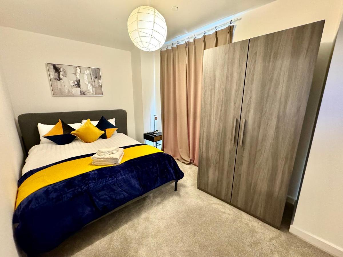 3Bedroom, 2Bathroom, Balcony,Luxury Flat Westfield London Exteriör bild