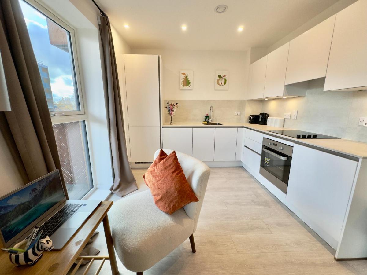 3Bedroom, 2Bathroom, Balcony,Luxury Flat Westfield London Exteriör bild