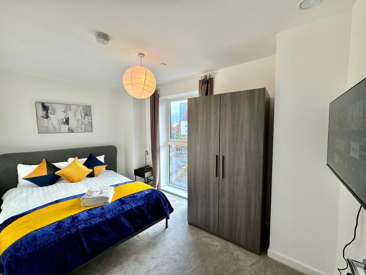 3Bedroom, 2Bathroom, Balcony,Luxury Flat Westfield London Exteriör bild