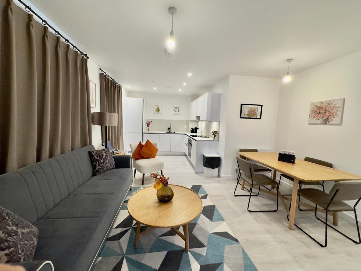 3Bedroom, 2Bathroom, Balcony,Luxury Flat Westfield London Exteriör bild