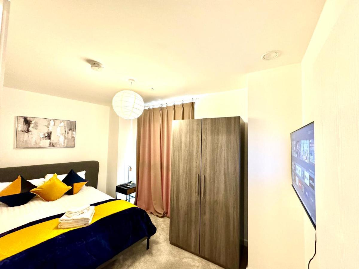 3Bedroom, 2Bathroom, Balcony,Luxury Flat Westfield London Exteriör bild