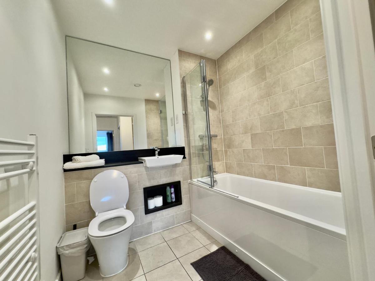 3Bedroom, 2Bathroom, Balcony,Luxury Flat Westfield London Exteriör bild