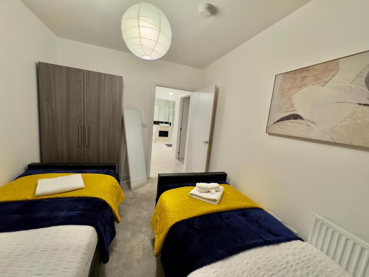 3Bedroom, 2Bathroom, Balcony,Luxury Flat Westfield London Exteriör bild