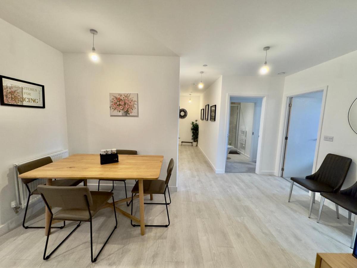 3Bedroom, 2Bathroom, Balcony,Luxury Flat Westfield London Exteriör bild