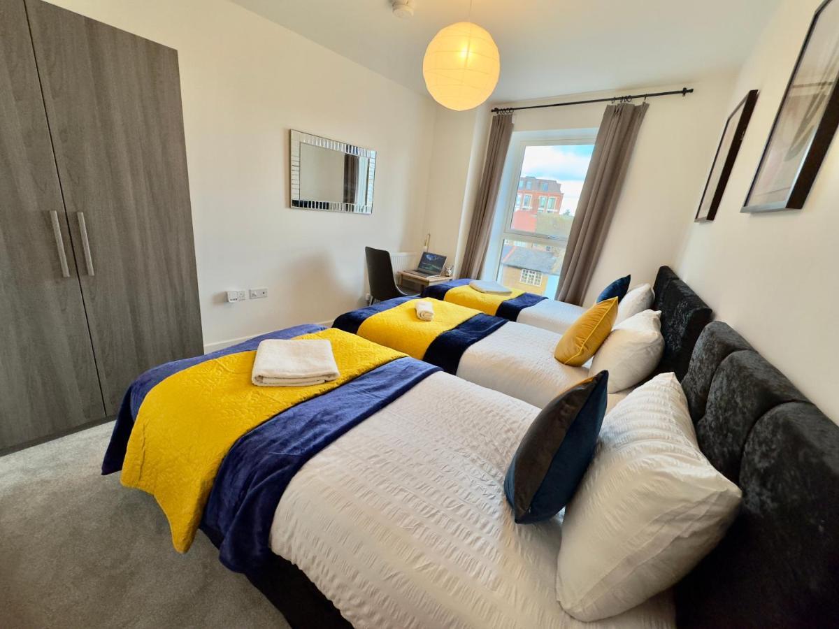 3Bedroom, 2Bathroom, Balcony,Luxury Flat Westfield London Exteriör bild